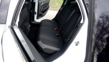 Peugeot 308 II SW 1.2 PureTech 130KM 2015 308 .. Panorama .. Ledy .. Nawigacja .. Kamera .. 2 x PDC .. Klimatronik ., zdjęcie 7