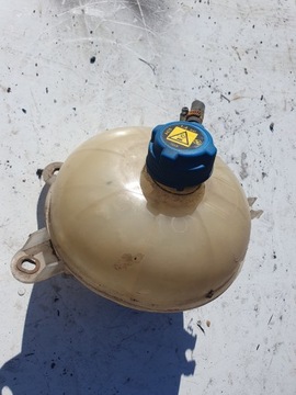 LOKETNÍ OPĚRKA ZADNÍ SKŘÍŇKA DRŽÁK FIAT STILO 2003R KÓD 132/F 1.6 16V 1.4