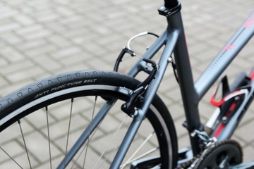 ЛЕГКИЙ ФИТНЕС-ВЕЛОСИПЕД CENTURION SPEDDRIVE Размер Shimano Tiagra. 52