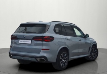 BMW X5 G05 SUV 3.0 30d 286KM 2023 BMW X5 30d xDrive M Sport Dealer BMW Bonkowscy Dostawa pod dom w cenie, zdjęcie 2