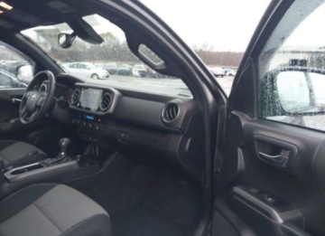 Toyota Tacoma II 2023 Toyota Tacoma 2023, 3.5L, 4x4, TRS SPORT, od ubezpieczalni 3.5 Benzyna, zdjęcie 9