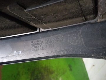 SVĚTLO LEVÝ ZADNÍ TOYOTA PRIUS II