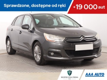 Citroen C4 II Hatchback 5d 1.6 16v VTi 120KM 2011 Citroen C4 1.6 VTi, GAZ, Navi, Klima, Klimatronic