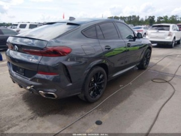 BMW X6 G06 2021 BMW X6 M50I 2021 4.4 Benzyna 523KM, zdjęcie 4