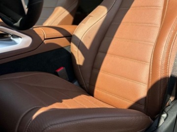 Mercedes GLE V167 SUV Facelifting 2.0 300d 269KM 2025 MERCEDES-BENZ GLE 300 d 4-Matic AMG Line 2.0 (269KM) 2025, zdjęcie 4