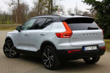 Volvo XC40 2020 Volvo XC 40 T5 PLUG IN HYBRID 262KM R-DESIGN Bezwypadkowy 100 Serwis FV23, zdjęcie 4
