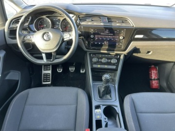 Volkswagen Touran III 1.4 TSI 150KM 2017 Volkswagen Touran 1.4 TSI 150KM, Sound, zdjęcie 26