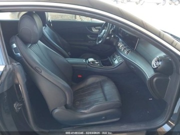 Mercedes Klasa E W213 2018 Mercedes-Benz Klasa E E 400 3.0 Benzyna 329KM, zdjęcie 9