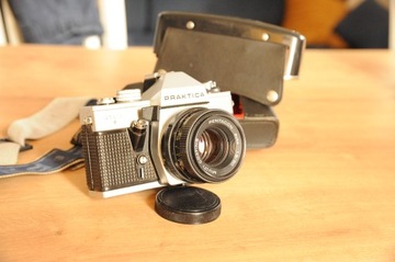 Praktica DTL3+ 1.8/50 - работает в кейсе