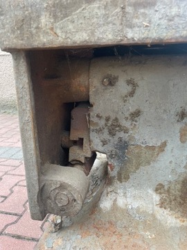 Стол сверлильный наклонный Т-образный 550х560