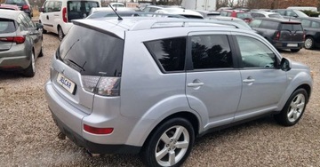 Mitsubishi Outlander II 2.0 DID DOHC 140KM 2007 Mitsubishi Outlander 2.0 di-d 140KM 4WD 7osobowy 2.0 Diesel 140KM, zdjęcie 5