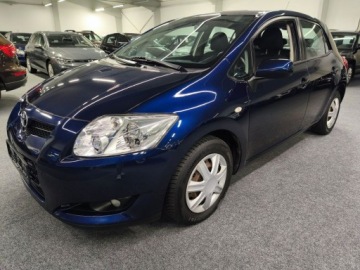 Toyota Auris I Hatchback 1.6 i 16V VVT-i 124KM 2007 Toyota Auris I 1.6 benzyna, Klima, 131 tyś km, zdjęcie 1