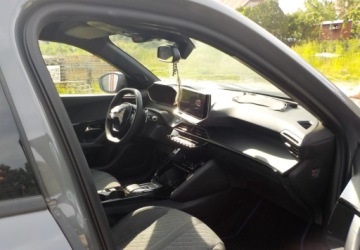 Peugeot 2008 II SUV Facelifting 1.2 PureTech 130KM 2024 Peugeot 2008 Okazja 1.2 Benzyna 130KM, zdjęcie 22