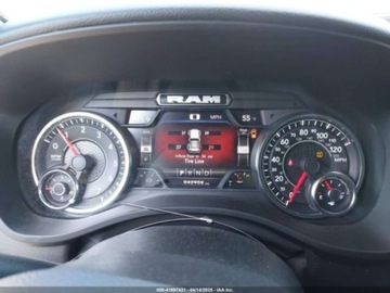  RAM 1500 2023r., Big Horn 5.7 Benzyna 395KM, zdjęcie 10