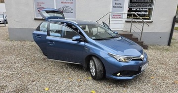Toyota Auris II Touring Sports Facelifting 1.8 Hybrid 136KM 2017 Toyota Auris 1,8 benzyna Hybryda 136 KM automat Salon Polska II wlasciciel, zdjęcie 20
