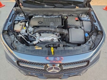Mercedes GLB 2021 Mercedes-Benz GLB 250 2021 2.0 Benzyna 221KM, zdjęcie 6