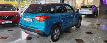 Suzuki Vitara III SUV 1.6 VVT 120KM 2015 Suzuki Vitara 1.6 benzyna 4x4 Kamera Ledy Bardzo ladny stan 1.6 Benzyna, zdjęcie 3