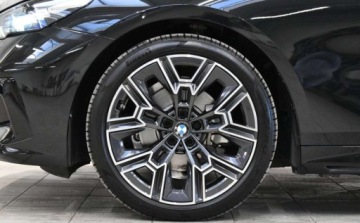 BMW Seria 5 G90-91 2025 BMW Seria 5 520i Touring Harman-Kardon Msport FV23 Bezwypadkowy 2.0, zdjęcie 5