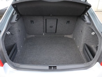 Skoda Octavia III Liftback 1.6 TDI CR DPF 110KM 2015 Skoda Octavia 1.6 TDI, Salon Polska, Xenon, zdjęcie 13