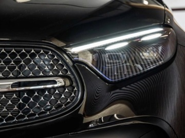 Mercedes GLC C254/X254 Coupe 2.0 200 204KM 2026 MERCEDES-BENZ GLC 200 4-Matic AMG Line 2.0 (204KM) 2026, zdjęcie 4