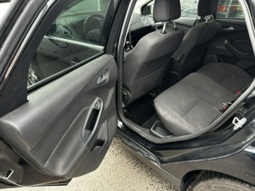 Ford Focus III Kombi Facelifting 1.0 EcoBoost 125KM 2015 Ford Focus 125KM Model 2016, zdjęcie 18