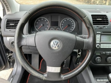 Volkswagen Golf V Hatchback 1.4 80KM 2006 Volkswagen Golf V, zdjęcie 18