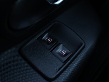 Dacia Logan II Sedan Facelifting 0.9 TCe 90KM 2018 Dacia Sandero 0.9 TCe, Salon Polska, VAT 23%, zdjęcie 16