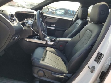 Mercedes GLB 2022 Mercedes-Benz GLB 250 2022 2.0l 2.0 Benzyna 221KM, zdjęcie 7