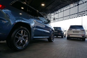 Jeep Grand Cherokee IV 2020 Jeep Grand Cherokee Limited 5.7 352KM V8 Panorama 4x4 Skory Navi MenuPL LE, zdjęcie 34