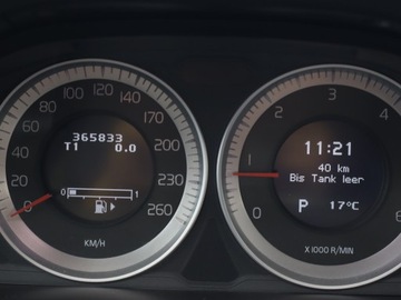 Volvo XC60 I SUV 2.0 D3 163KM 2010 Volvo XC60 D3, Automat, Skóra, Xenon, Bi-Xenon, zdjęcie 10