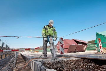 УДАРНЫЙ МОЛОТОК GSH 27 VC BOSCH