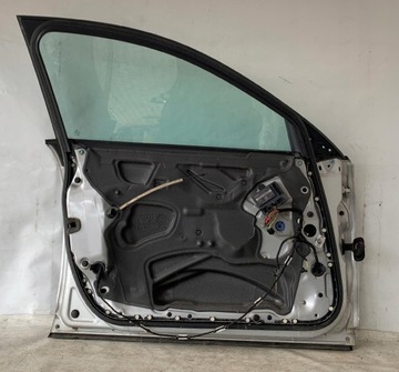 # DVEŘE LEVÉ PŘEDNÍ AUDI A6 C6 04-