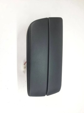 LOKETNÍ OPĚRKA CENTRÁLNÍ SKŘÍŇKA BMW 5 G30 G31 9330670