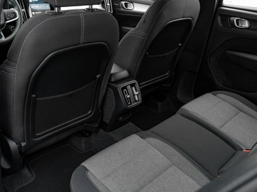 Volvo XC40 Crossover Facelifting 2.0 B3 163KM 2023 Volvo XC 40 WD1498T#B3 Plus Dark Podgrz.f I kier, zdjęcie 20