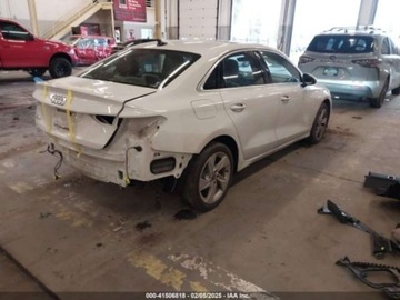 Audi 2023 Audi a3 Premium 40 2023 2.0l 2.0 Benzyna 201KM, zdjęcie 2