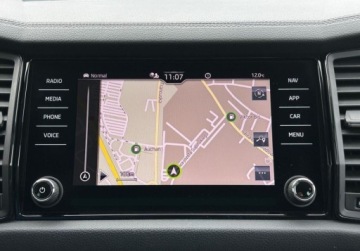 Skoda Kodiaq I SUV Facelifting 2.0 TSI 190KM 2023 Skoda Kodiaq 4x4 Sportline Travel Assist, Hak, ACC, Kamera, GPS, Bezwypad, zdjęcie 26