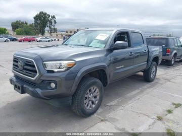 Toyota Tacoma II 2018 Toyota Tacoma Toyota Tacoma SR5 Double Cab 5 Bed V6 4x2 AT (Natl) 3.5, zdjęcie 2