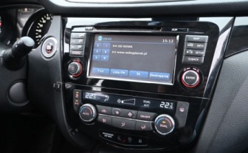 Nissan Qashqai II Crossover 1.2 DIG-T 115KM 2016 Nissan Qashqai 1.2 DIG-T N-Vision Xtronic Kamera 360 Nawigacja 1.2 Benzyna, zdjęcie 26