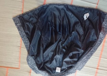 (40/L) MANGO) Wełniany płaszcz oversize z Londynu