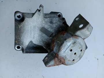 OPEL CORSA D FL 1,4 łapa silnika wspornik poduszka 13248790