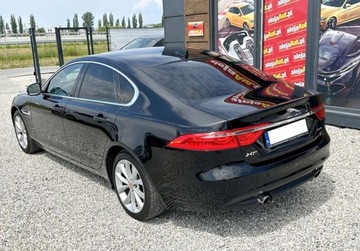 Jaguar XF II Sedan 2.0 i4P 250KM 2018 Jaguar XF XF 2.0 BENZ 250 KM Salon PL 201819r Warszawa 2.0 Benzyna, zdjęcie 3