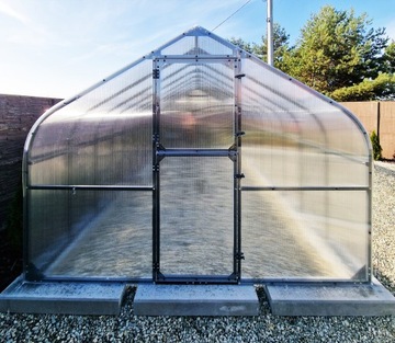 ТЕПЛИЦА ИЗ ПОЛИКАРБОНАТА ТОННЕЛЬ 12М2 300Х400 ПТФ ПОЛЬША