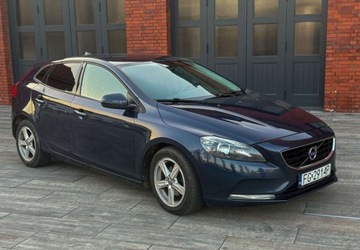 Volvo V40 II Cross Country D2 115KM 2014 Volvo V40 Volvo V40 D2 Momentum 1.6 Diesel 115KM