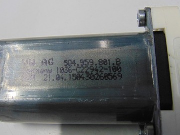 MOTOREK OKNO PASSAT VOLKSWAGEN OE 5Q4959801B