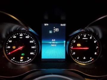 Mercedes Klasa C W205 2019 Mercedes-Benz Klasa C 300 4Matic 2019 2.0 Benzyna 255KM, zdjęcie 9