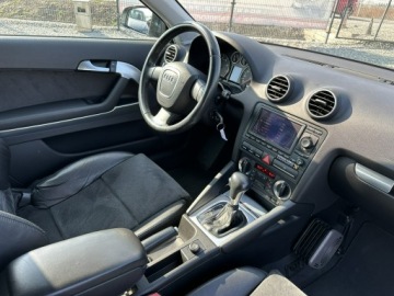 Audi A3 8P Hatchback 3d 3.2 VR6 250KM 2005 Audi A3 3-drzwiowe A3 3.2 VR6 DSG Quattro, zdjęcie 24