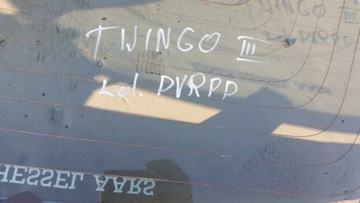 RENAULT TWINGO III 3 VÍKO KUFRU KUFRU KOMPLETNÍ SKLO (OKNO) 2018