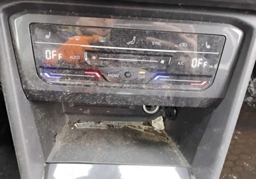 Volkswagen Tiguan II SUV Facelifting 1.5 TSI 150KM 2022 Volkswagen Tiguan 2022r, 1.5 Benzyna. AUT. Uszkodzony.Poobijany. Jezdzi. V, zdjęcie 15