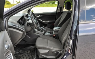 Ford Focus III Kombi 1.0 EcoBoost 125KM 2013 Ford Focus SW 2013 r. Benzyna 125KM, zdjęcie 6