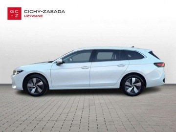 Volkswagen Passat B8 Variant Facelifting 1.5 TSI EVO 150KM 2025 Volkswagen Passat serwis ASO 2.0TSI 150KM bezwypadkow gwarancja pakiety ka, zdjęcie 1